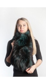 Green raccoon fur scarf